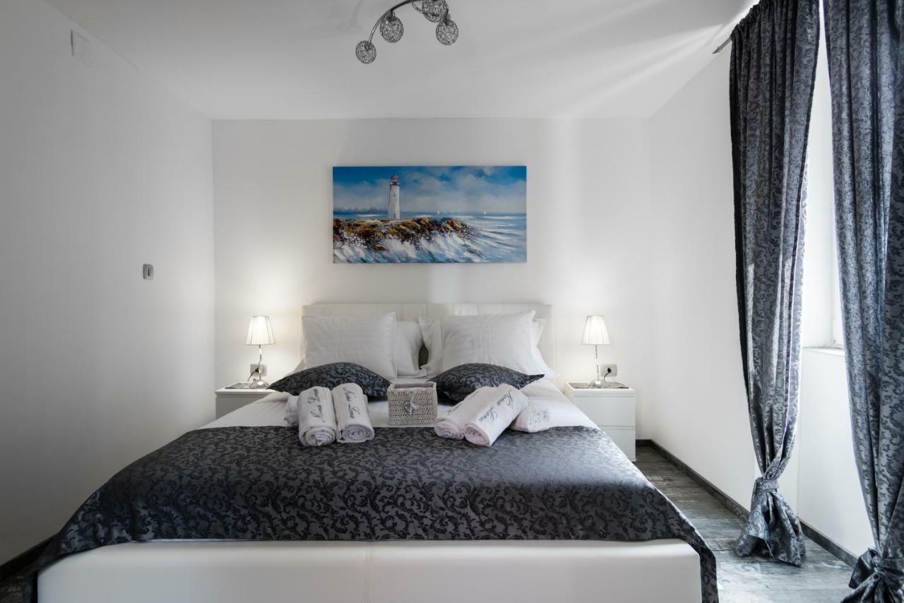 Nona Lena Studio Lägenhet Split Exteriör bild