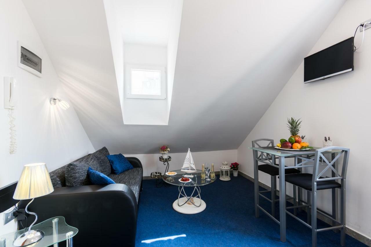 Nona Lena Studio Lägenhet Split Exteriör bild