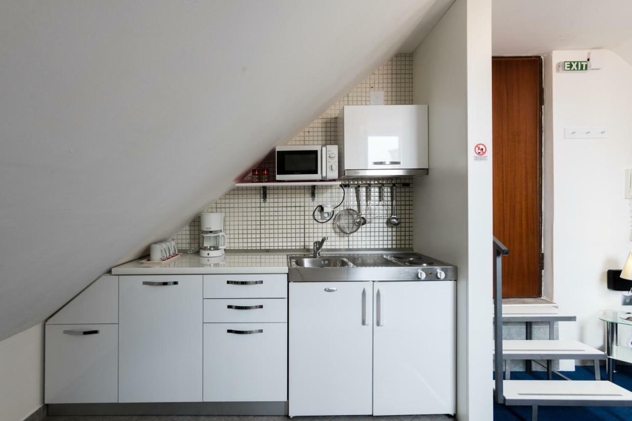 Nona Lena Studio Lägenhet Split Exteriör bild
